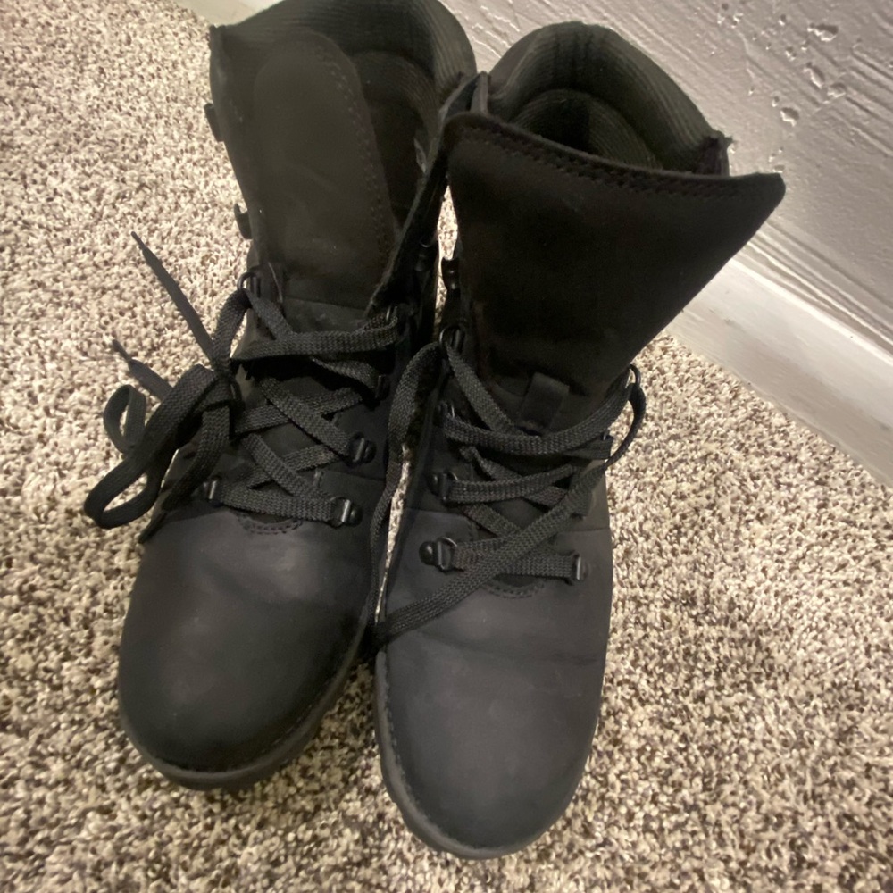 Timberland flat black combat boots